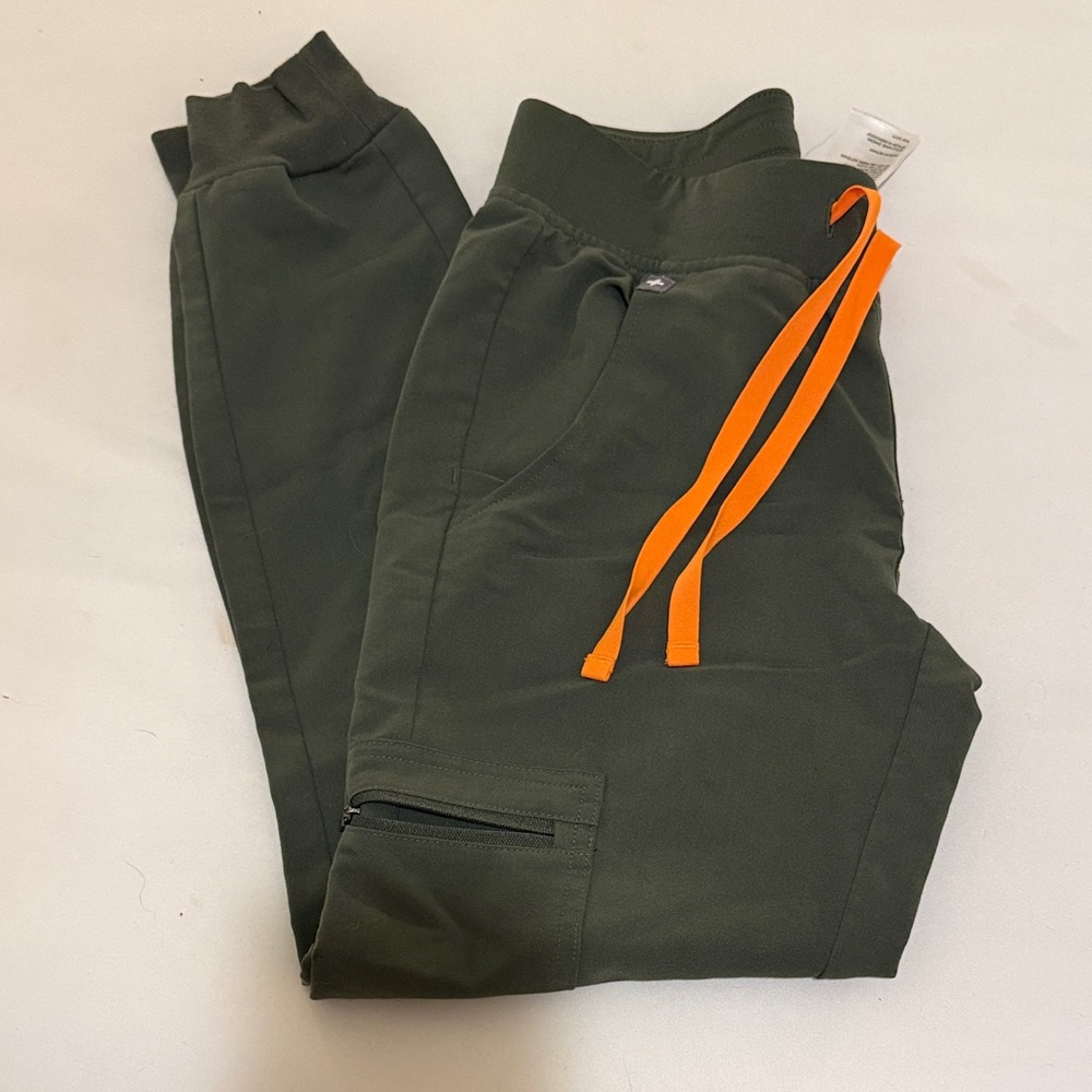 Figs Women's Olive Joggers xxs petite